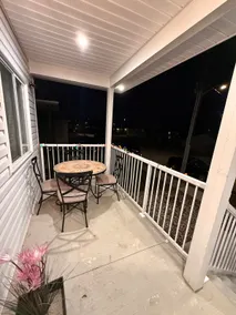 3 BR Modern Home in Windsor (WEST) by the bridge - Image 5