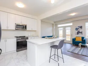 Luxurious Home in Hamilton - Image 3