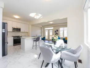 Luxurious Home in Hamilton - Image 4