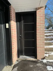 Private Basement Suite w/ Kitchen Parking Entrance - Image 4