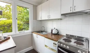 Centennial Cottage 2 - Image 3