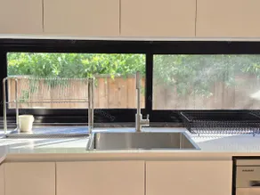 Premium cottage in Burwood - Image 3
