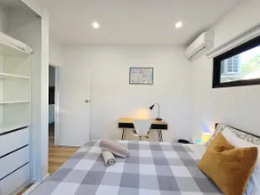 Premium cottage in Burwood - Image 4