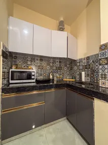 Private 1BHK near HUDA Metro with Air Purifier - Image 5