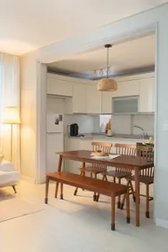 # 8 people only/5 minutes walk from Banwoldang/Spacious living room/Dongseong-ro/Luggage storage/Laundry drying/Hotel bedding/Netflix free - Image 4