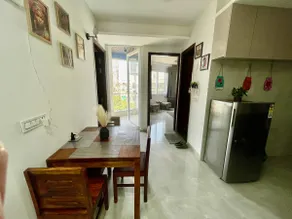Luxury 3BHK, Walk to Yashobhoomi, 10 Min Airport - Image 3