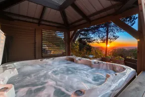 Sunset Summit by Coastline Vacation Rentals - Image 4
