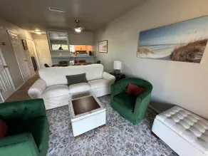 Luxe Lake House. Sleeps 8! Fish from the Patio! - Image 3