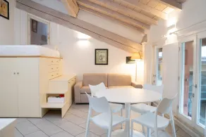 Urban Studio Apartment - Image 2
