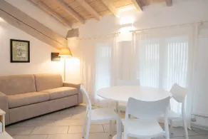 Urban Studio Apartment - Image 4