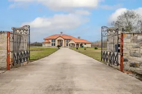 8BR Ranch house perfect for large families/groups - Image 5