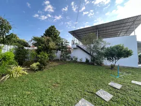 Homestay with Rooftop & Sunrise Hillside Views - Image 3