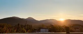 Homestay with Rooftop & Sunrise Hillside Views - Image 5