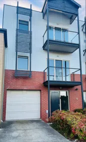 Roslyn Retreat: Spacious 3br stay in Geelong - Image 2
