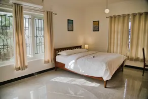 Spacious Retro-Modern 2BR Home — Panampilly Nagar - Image 3