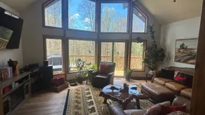 OakRidge Retreat-HOT TUB 100s of acres WIFI - Image 2