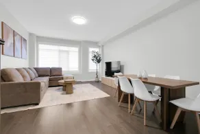 Modern Family-Friendly 4BR Townhouse – Sleeps 7 - Image 4