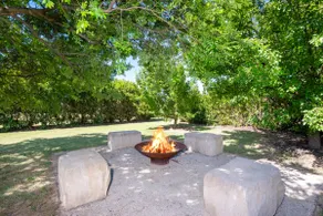 Putta Bucca Manor - Poised Poolside Country Living - Image 4