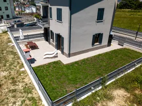 4 Guests, Garden, BBQ & Mountain View - Image 3
