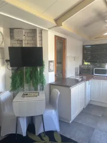 Short Stay retreat Behn Cove - Image 3
