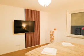 Modern City Apartment Parking WiFi 6 Pax - Image 3