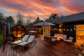 Wildlife bath | Sauna | Cinema | Activity room - Image 2