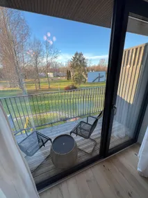 Comfy Albatross apartment with balcony by the sea - Image 2