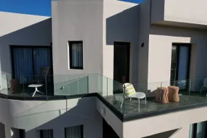The Ocean Walk | House near the beach - Image 4
