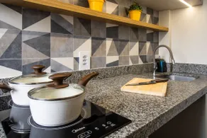 Comfort on Av. da Praia | Air Conditioning | 4 people - Image 5