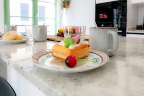 Candide – AC & Terrace – J&J Concierge - Image 4