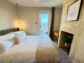 Georgian flat - 2-beds with balcony & views - Image 5