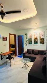 Metro Heaven | Cozy Luxury 1BHK in Central Indore - Image 3