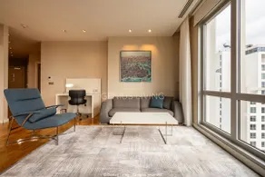 Sirius | Opulent Designed 2BR Apt | 2Bath+Gym+Pool - Image 2