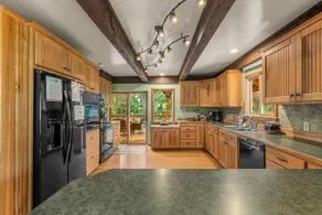 4BR Mountain Escape - Covered Hot Tub + Deck - Image 4