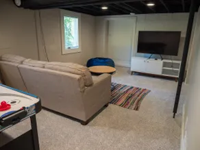 Cozy Sparta Getaway Near Indian Lakes, New Hot Tub - Image 5