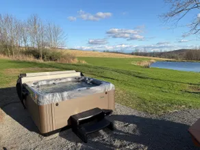 Cabin Retreat w/ Hot tub | Firepit | Mtn Views - Image 4