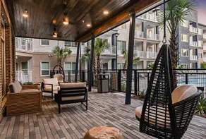 Landing | Stunning 3BD, Game Room, Gym - Image 4
