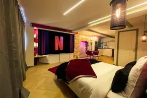 Le Charles Baltet - SPA, Cinéma, Suite Luxe, Prox hypercentre - Classé 4 étoiles - Image 2