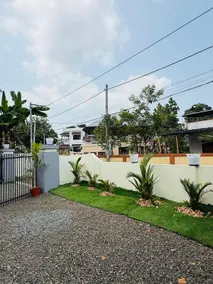 Comfortable apartment top floor 4 mins to kottayam - Image 4