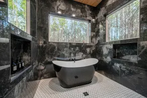 Sauna, Hot Tub, Fire Pit, Pets, EV Plug, Secluded - Image 5
