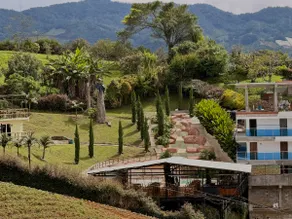 Incredible Estate - Grill - wifi - parking. - Image 3