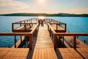 The Lakeview: Best Sunset Views, Dock, Sleeps 16 - Image 4