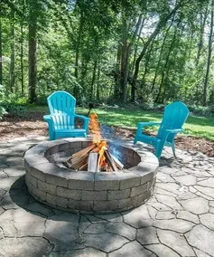 Charming brick cottage in a serene setting. - Image 3