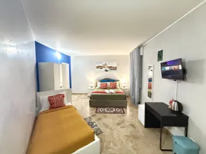 Refined House - Image 5