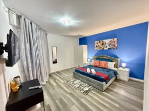 Refined House - Image 3