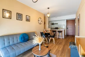 Beautiful and elegant 1BR bordering San Isidro - Image 4