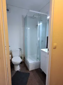 Entire studio downtown 300 m from the station - Image 4