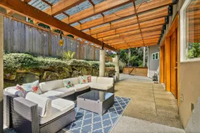 4BR home w/ pool, hot tub & great location - Image 4