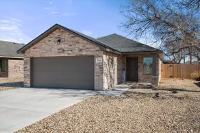 SFH, Sleeps 9, No Stairs, 2-Car Garage, Texas Tech - Image 3