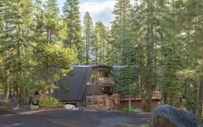 Bear Valley Wolf’s Den Lodge | Sleeps 18 • 5BR - Image 3